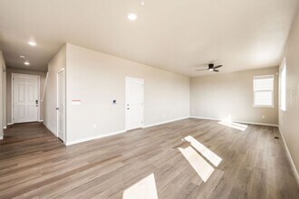 879 Harvard St in Johnstown, CO - Building Photo - Building Photo