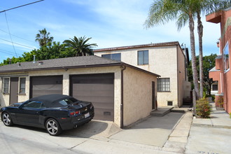 3701 Promontory St in San Diego, CA - Building Photo - Building Photo