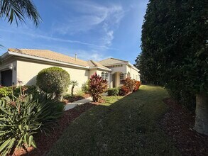 6055 Wingspan Way in Bradenton, FL - Building Photo - Building Photo