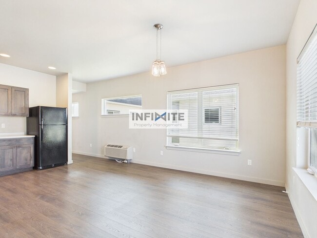 897 N Cottonwood Rd in Bozeman, MT - Building Photo - Building Photo