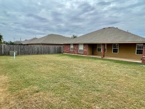 2145 Scissortail Landing Dr in Edmond, OK - Building Photo - Building Photo