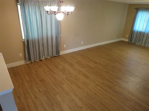20951 Young Meadows Way in Katy, TX - Foto de edificio - Building Photo
