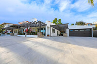 30717 Palos Verdes Dr E in Rancho Palos Verdes, CA - Building Photo - Building Photo