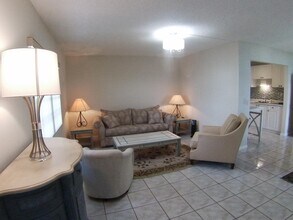 935 Flanders T in Delray Beach, FL - Building Photo - Building Photo