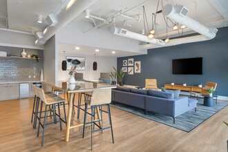 Volair Wesmont in Wood Ridge, NJ - Building Photo - Building Photo