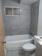 7020 Birnam Rue in Montréal, QC - Building Photo - Building Photo