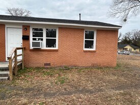 2922 Chestnut St, Unit A in Columbia, SC - Building Photo