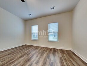 133 Trumpet Vine Dr in Summerville, SC - Building Photo - Building Photo