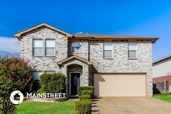 property at 3011 Clemente Dr