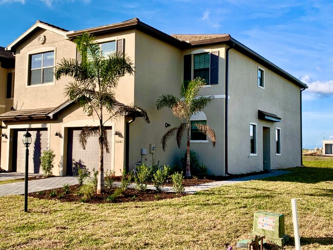 15245 Lyla Ter in Bradenton, FL - Building Photo - Building Photo