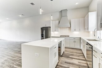 2217 Sherwin St in Houston, TX - Building Photo - Building Photo