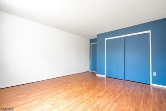 680 NJ-15 in Jefferson, NJ - Building Photo - Building Photo