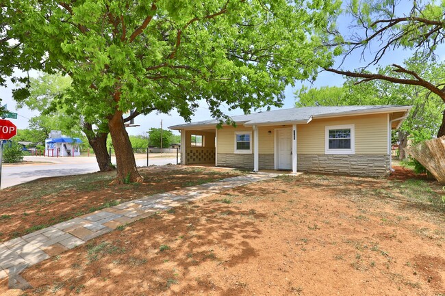 2157 Green St in Abilene, TX - Building Photo - Building Photo