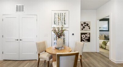 1010 Rosefinch Landing, Unit 414 in Hoschton, GA - Foto de edificio - Building Photo