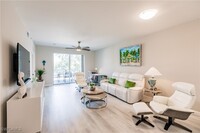 3980 Loblolly Bay Dr in Naples, FL - Building Photo - Building Photo