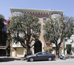 3235 Gough St in San Francisco, CA - Foto de edificio - Building Photo