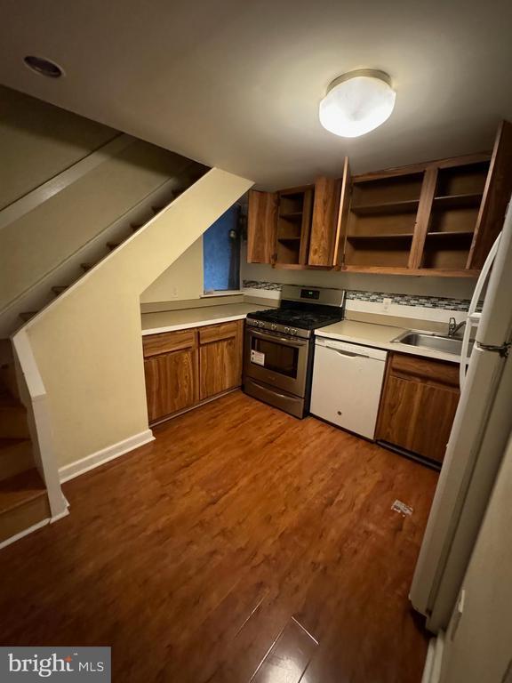 property at 1415 Lombard St