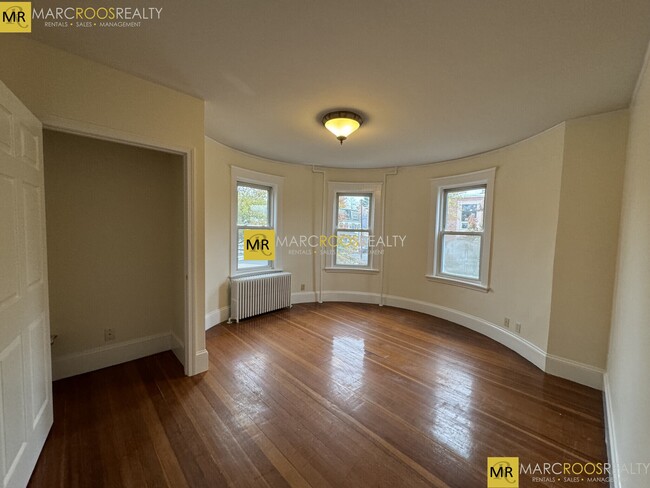 440 Washington St, Unit 2 in Boston, MA - Building Photo - Building Photo