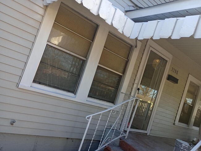 property at 3208 33rd St N