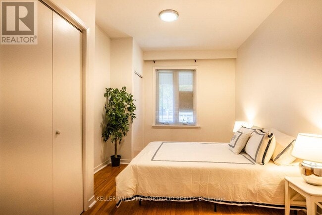 821 Gladstone Ave in Toronto, ON - Building Photo - Building Photo