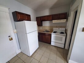 91 Highfield St in Moncton, NB - Building Photo