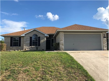 property at 5006 Parkwood Dr