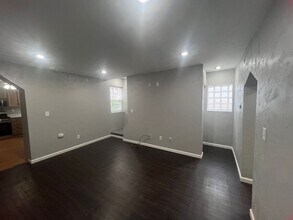 18 Enon Wy in Pittsburgh, PA - Building Photo - Building Photo