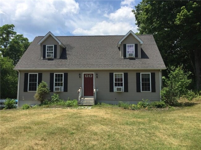317 Bellvale Lakes Rd in Warwick, NY - Building Photo - Building Photo