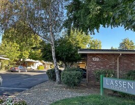 139 W Lassen Ave, Unit 22 in Chico, CA - Building Photo
