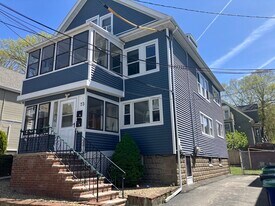 73 Lowell St, Unit 1 in Somerville, MA - Building Photo