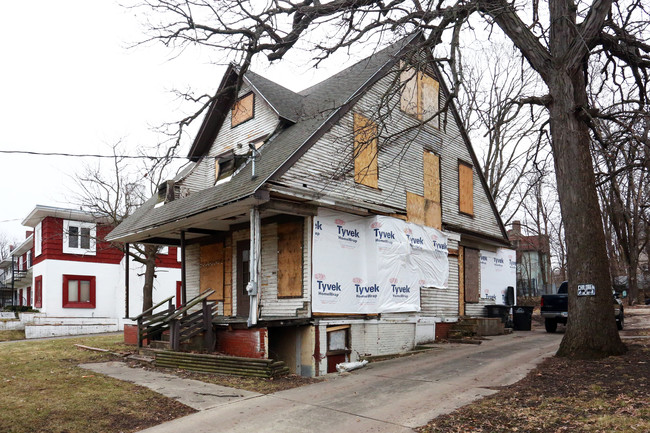 1942 Arlington Ave in Des Moines, IA - Building Photo - Building Photo