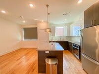 2401 Crawford St photo'