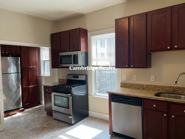 44 Cameron Ave, Unit 1A