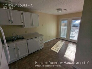 12 Holly Ct in Harrisonburg, VA - Building Photo - Building Photo