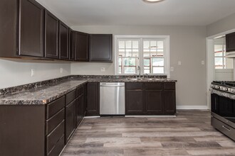 10116 St Katherine Ln in St. Ann, MO - Building Photo - Building Photo