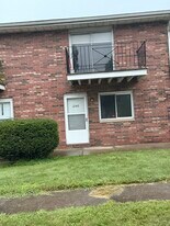 1240 Cliffside St, Unit 1240 in Cuyahoga Falls, OH - Building Photo
