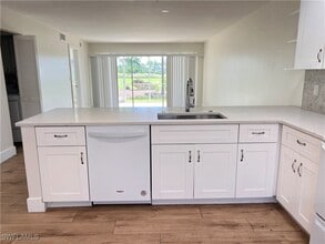 123 Palm Dr in Naples, FL - Building Photo - Building Photo