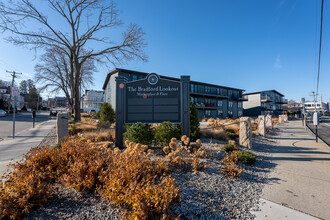 The Bradford Lookout in Plymouth, MA - Building Photo - Building Photo