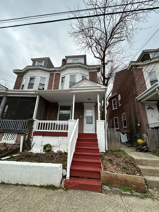 41 Edgemere Ave in Trenton, NJ - Building Photo