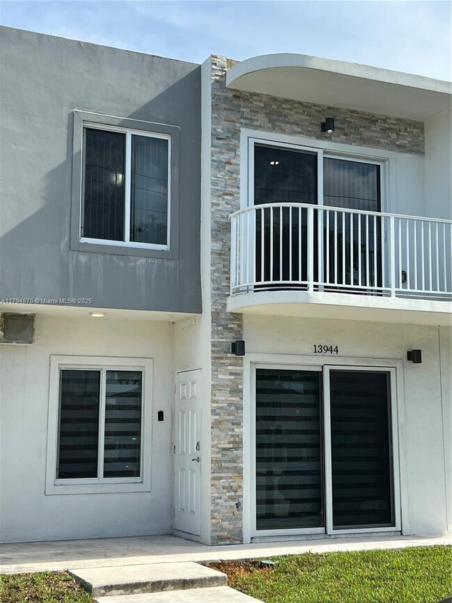 13944 SW 259th Way in Homestead, FL - Building Photo - Building Photo