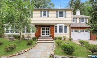 278 Maple St in Haworth, NJ - Building Photo