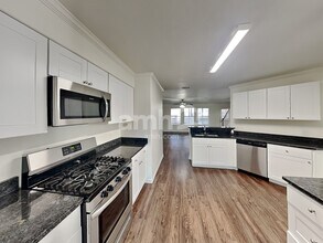 16977 Scenic Knoll in Conroe, TX - Building Photo - Building Photo