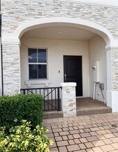 12727 NW 23rd Pl in Miami Shores, FL - Building Photo - Building Photo