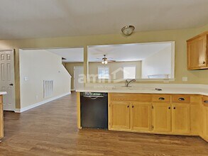 2760 Aston Woods Ln in Thompson's Station, TN - Foto de edificio - Building Photo