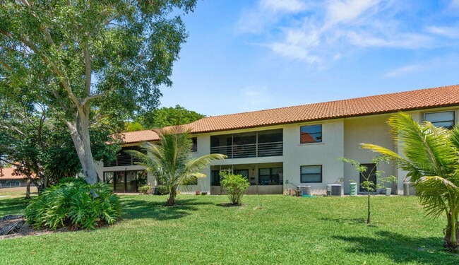 3 Vía De Casas Sur in Boynton Beach, FL - Building Photo - Building Photo