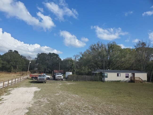 property at 2608 20 Mile Level Rd