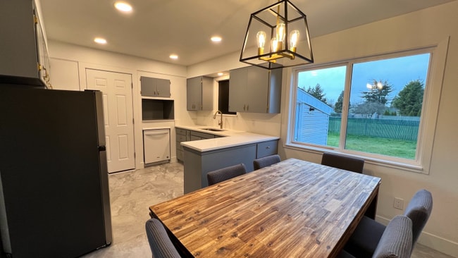 property at 10833 NE Russell St