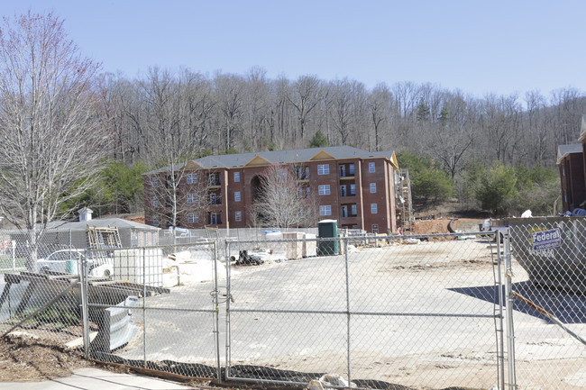 Ascot Point Village - Phase II in Asheville, NC - Building Photo - Building Photo