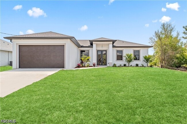 property at 2705 Darlene Pl