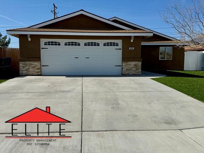 1001 S Farragut St in Ridgecrest, CA - Building Photo - Building Photo